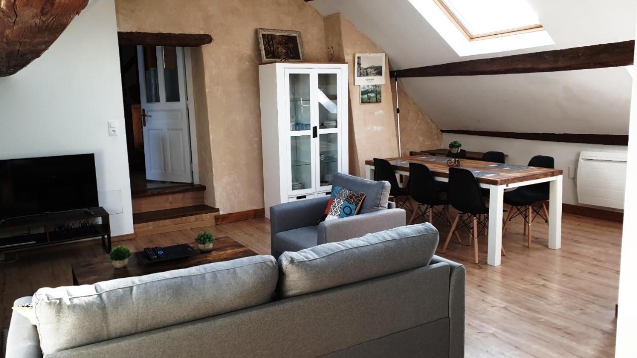 Gite 3 Du Chateau De Feschaux Villeneuve-sous-Pymont Екстериор снимка
