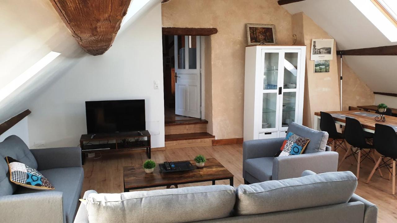 Gite 3 Du Chateau De Feschaux Villeneuve-sous-Pymont Екстериор снимка