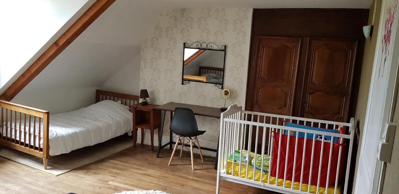 Gite 3 Du Chateau De Feschaux Villeneuve-sous-Pymont Екстериор снимка