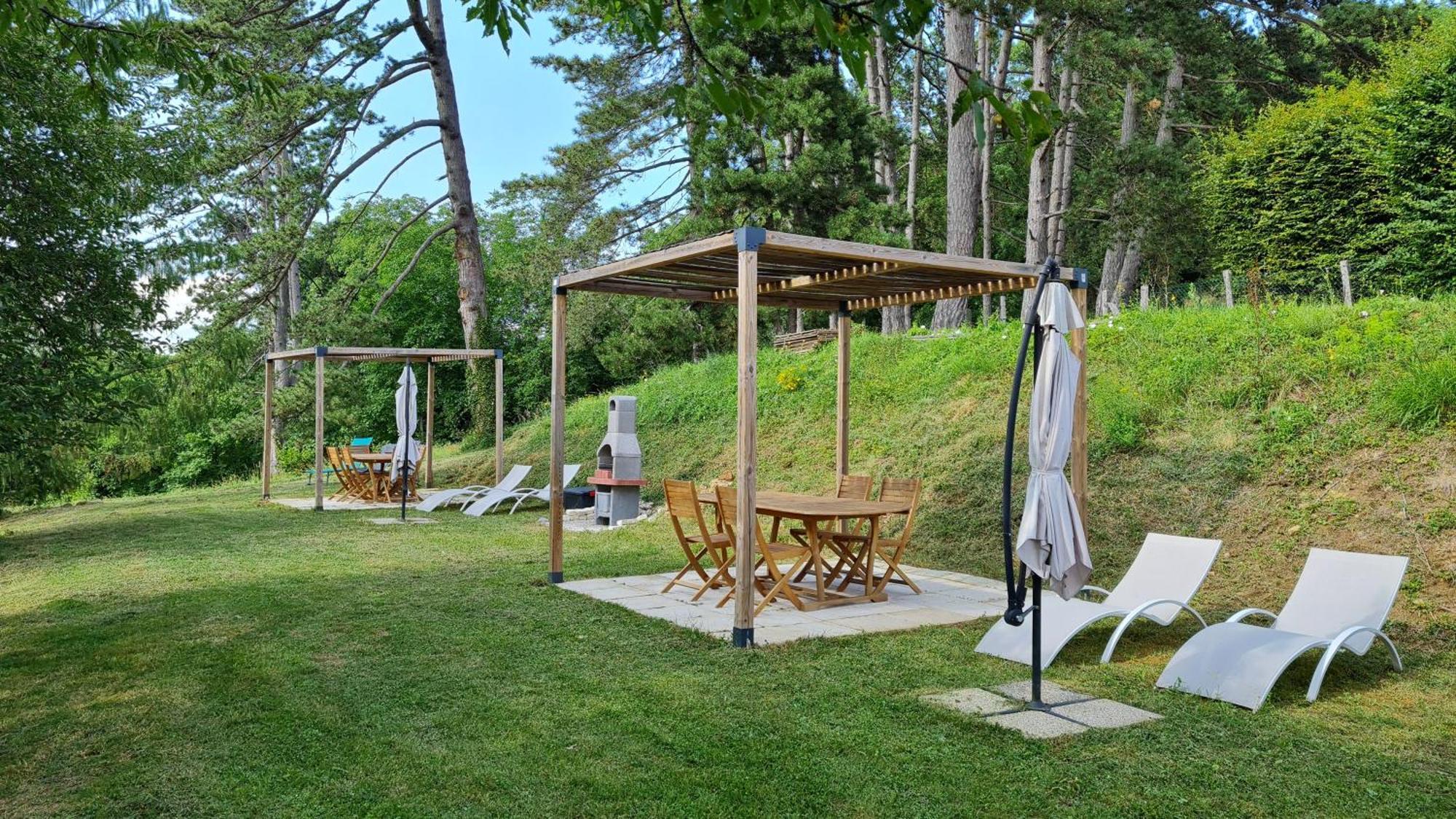 Gite 3 Du Chateau De Feschaux Villeneuve-sous-Pymont Екстериор снимка